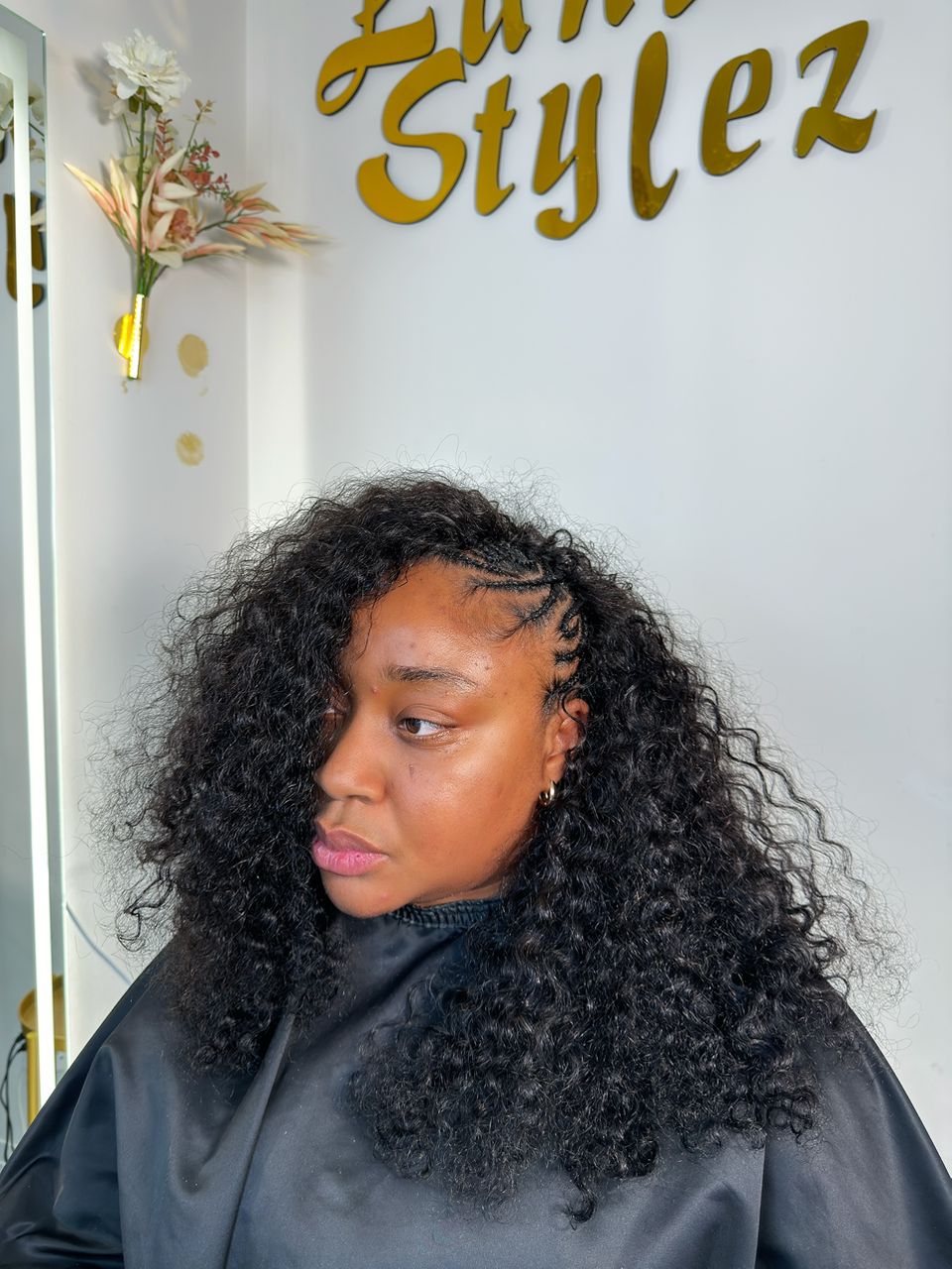 Natural curly texture style